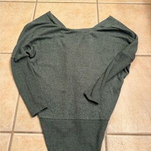 Women's Gray Sweater